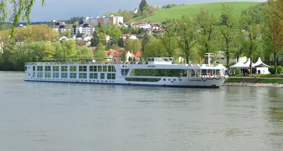 Scenic Amber